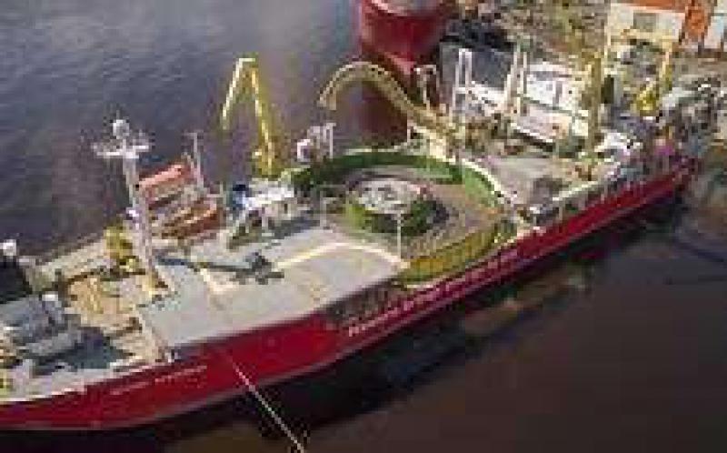 1.4 GW NordLink互连器获得1亿欧元的EIB混合证券购买