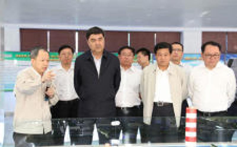 努尔·白克力赴黑龙江调研能源发展情况