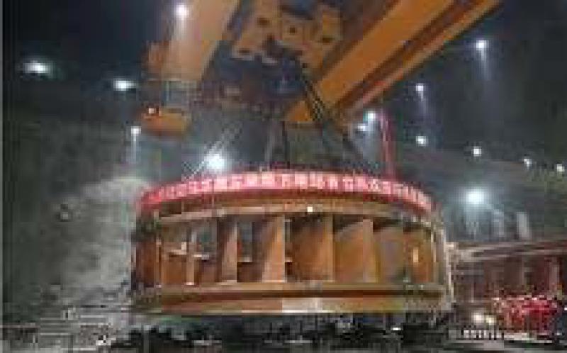 乌东德左岸地下电站首台机组浇筑封顶