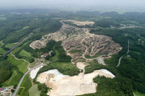 日本的213兆瓦太阳能开始建设