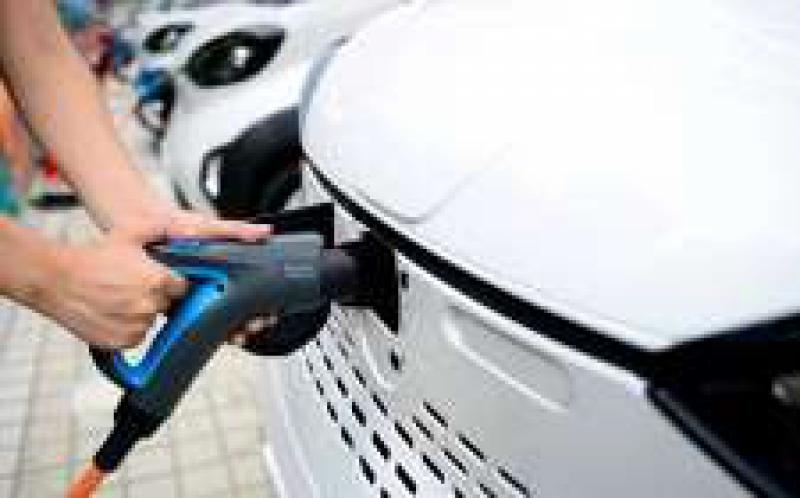 外媒惊呼中国近500家电动车企业仅8家具备相关资质