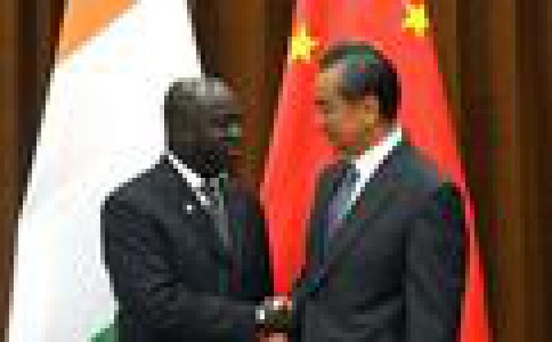 王毅会见科特迪瓦外长塔诺 将共建“一带一路”