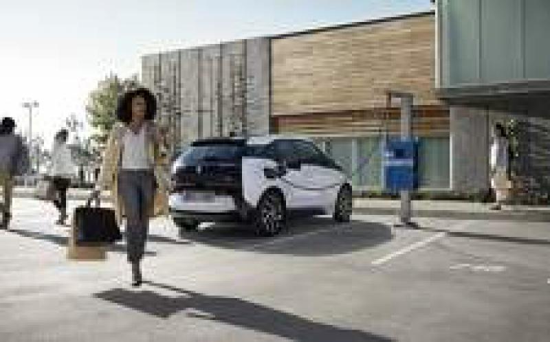 宝马计划利用电网上的可再生能源优化电动汽车充电