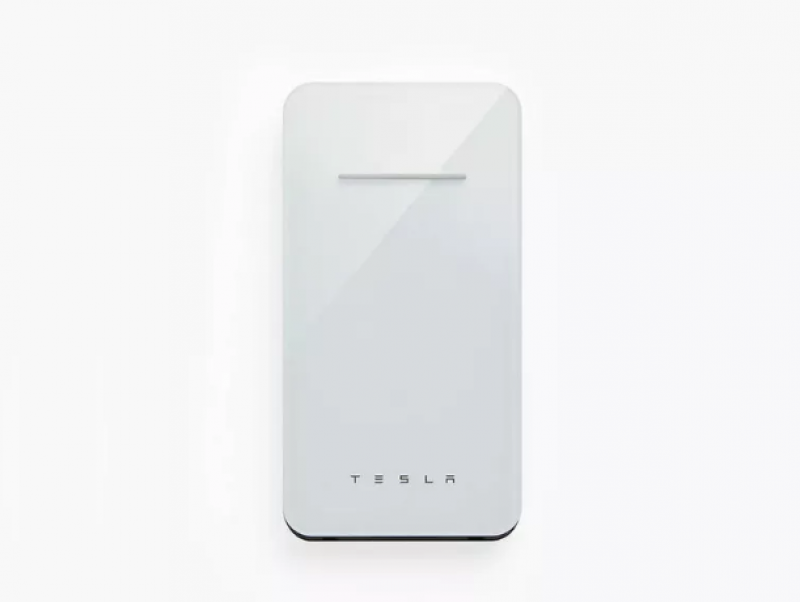 特斯拉为您的智能手机发布了无线充电器