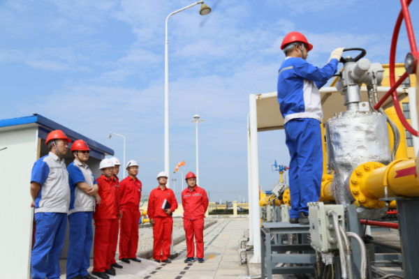 湖北能源天然气公司“川气入湘”天然气输气管道工程顺利投产