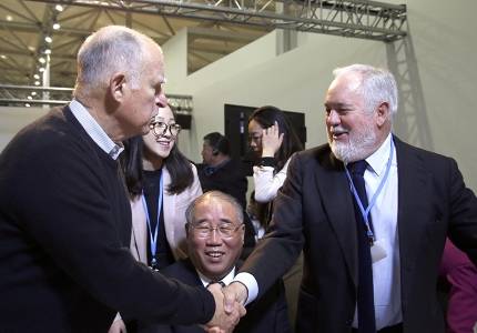 加利福尼亚州议会通过立法，使其成为第一个要求完全无碳发电的大州