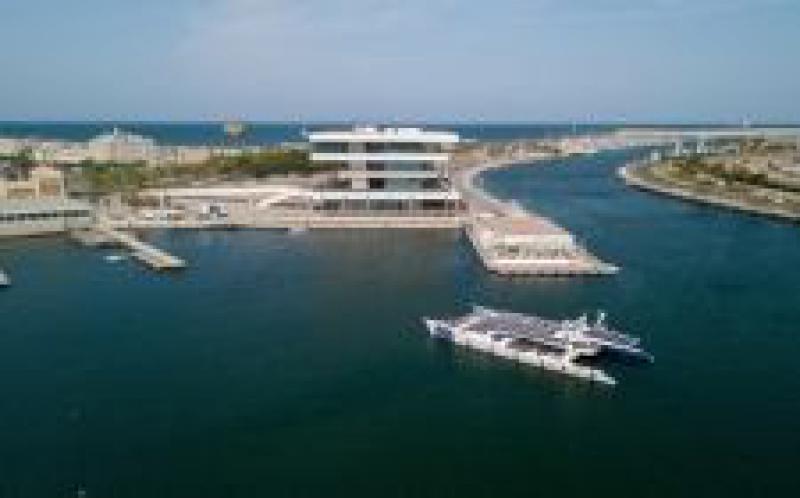 瓦伦西亚今天获得100％可再生能源观察员船