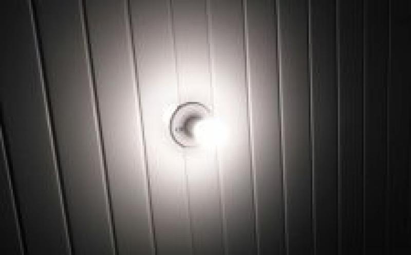 西班牙电价比去年贵了24％