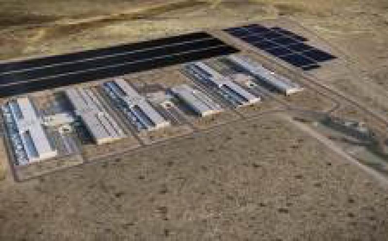 新墨西哥准备为Facebook数据中心批准100兆瓦的太阳能电池