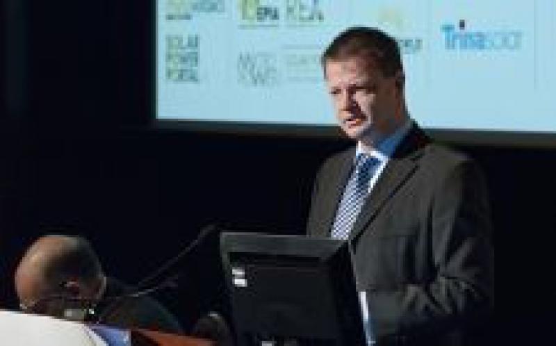 前特斯拉副总裁为“前沿”Solo Energy提供建议