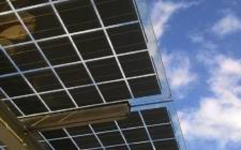 浮动太阳能发电厂帮助印度实现到2022年实现227 GW太阳能发电的目标