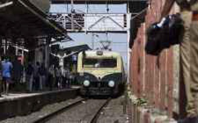 内阁批准13,675公里非电气化铁路线路的电气化，费用为12,134千万卢比