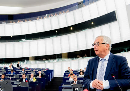 欧盟委员会主席支持到2030年减少二氧化碳排放量