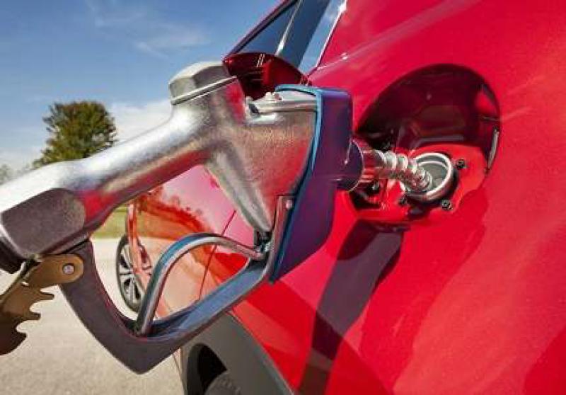 成品油价格年内第11次上调 汽油每吨涨幅累计已超千元