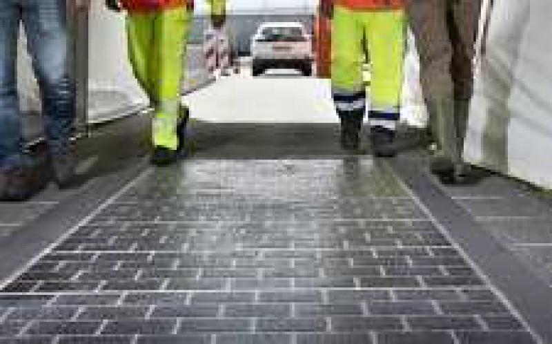  荷兰测试太阳能道路的可行性