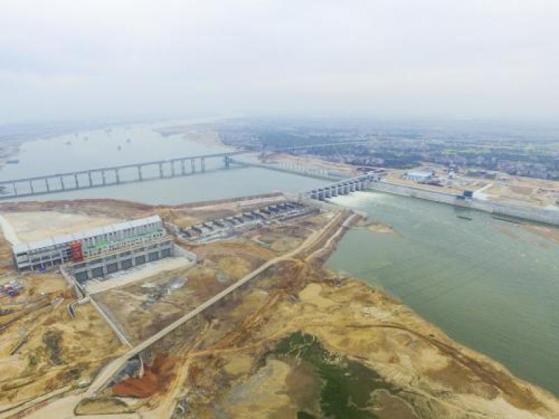 江西赣江新干航电枢纽工程2号机组并网发电