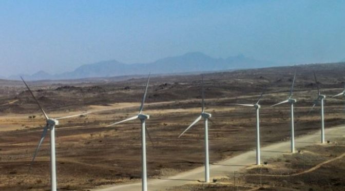 图尔卡纳湖风电场连接到电网