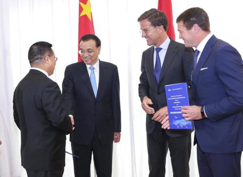 李克强访荷拿下“百亿美元大单” 含锂电池超级工程项目