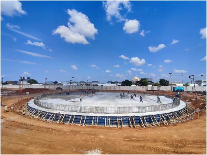 坦桑尼亚石油储罐项目首个承台浇筑完成