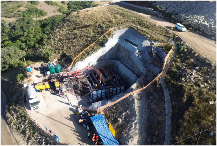 中交南非门塔图大桥项目桥墩扩大基础顺利浇筑完成