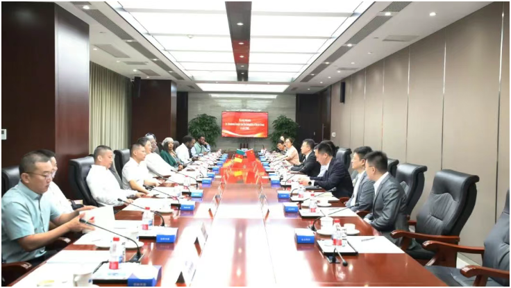 中国重机副总经理徐佳会见喀麦隆BOCOM集团主席并签署合作框架协议