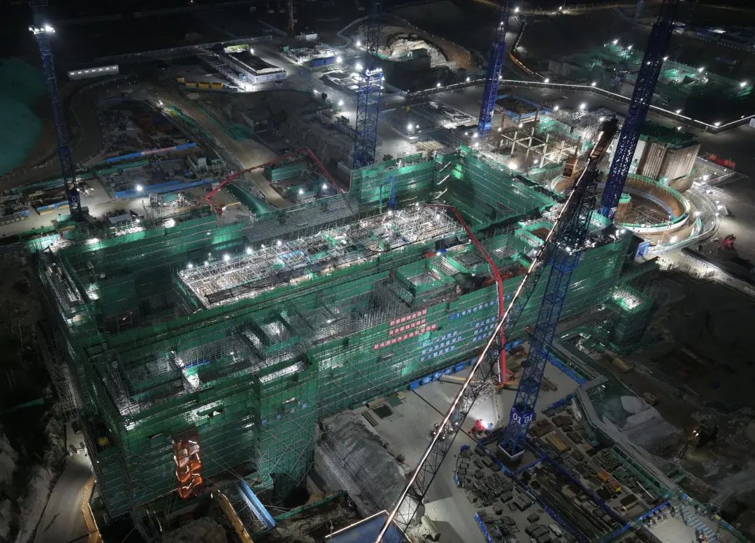 陆丰核电1号机组常规岛汽机台板混凝土浇筑顺利完成