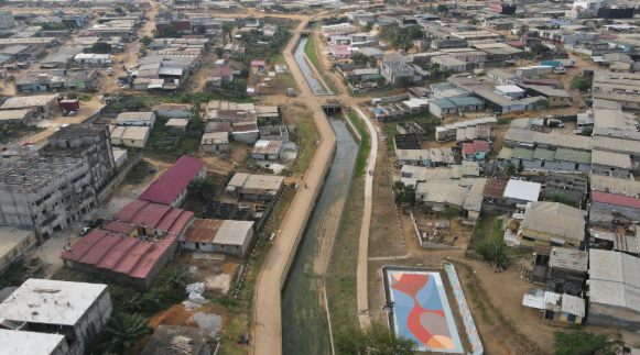 科特迪瓦阿波波雨水排放工程完成临时验收
