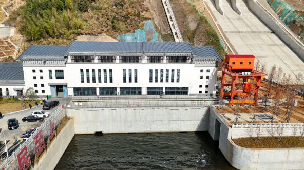 开化水库钱江源电站并网发电