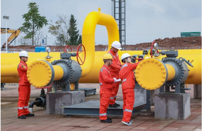 中国川气东送二线天然气管道工程四川段投产