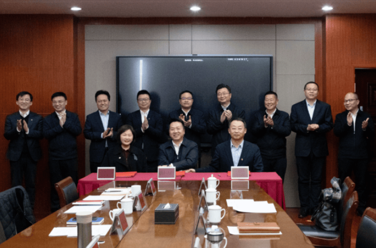 中国仙桃市与国家电投湖北公司及林洋能源签署零碳园区合作协议