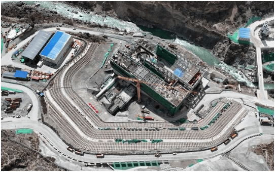 大唐扎拉水电站压力钢管安装完成