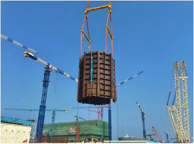 陆丰核电2号机组CA04模块顺利吊装就位