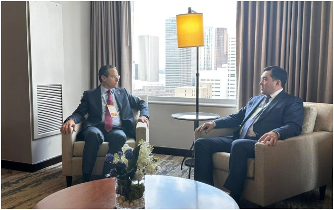 哈能源部长与壳牌CEO会谈 聚焦油气合作与可持续发展